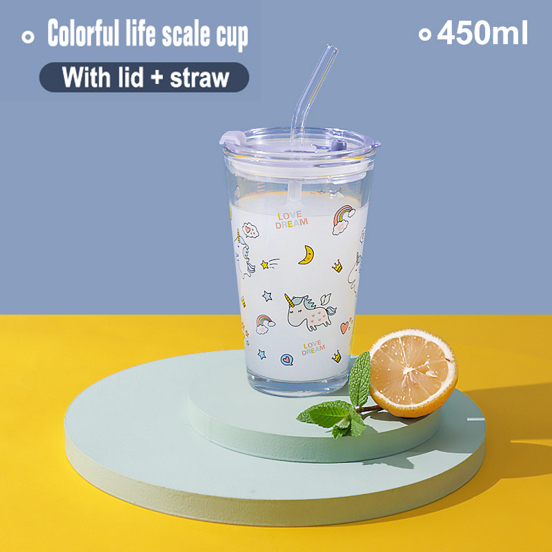 Scale cup with lid and straw
